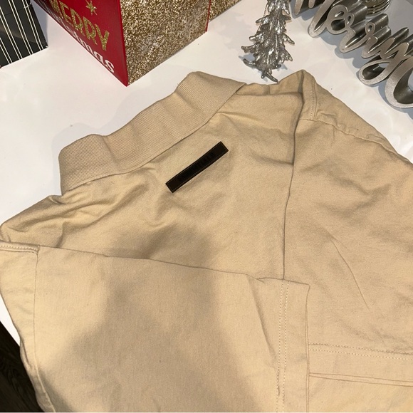 Essentials Large Collared T Shirt - Picture 4 of 7